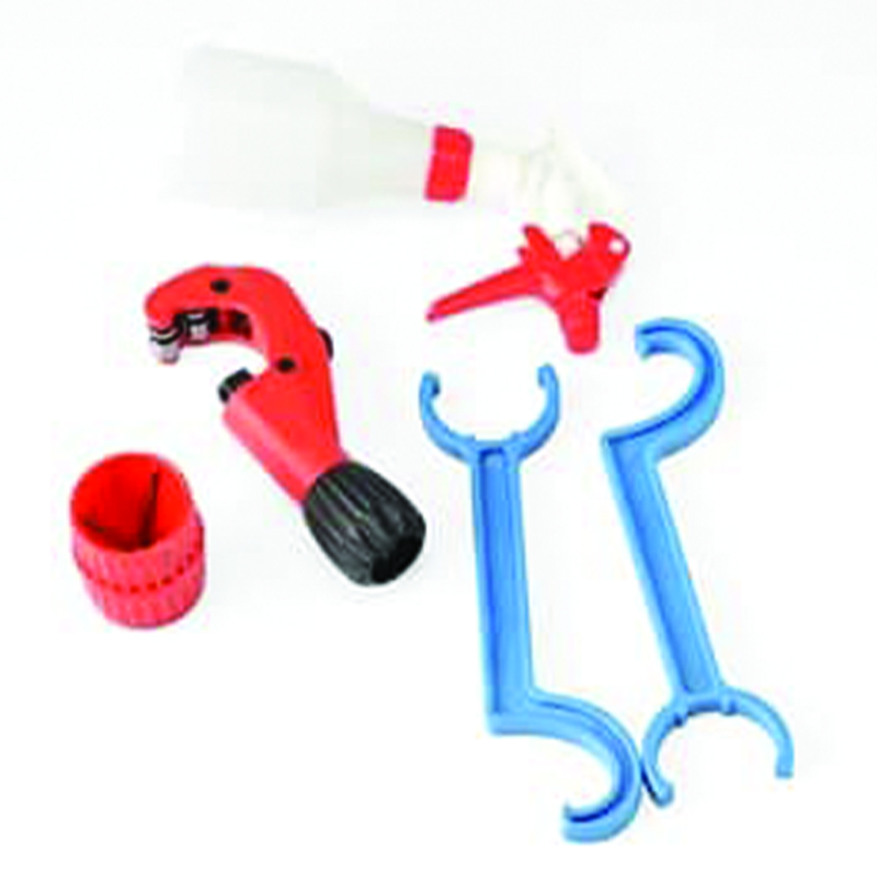 3/4" TOOL KIT FASTPIPE  (2) F1020 SPANNER, F0140 CUTTER, F0142 DEBURR, SPRAY BOTTLE, non returnable